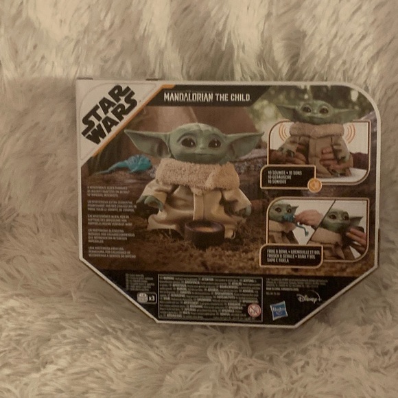 Star Wars Mandalorian The Child Talking Plush Doll - Picture 5 of 11